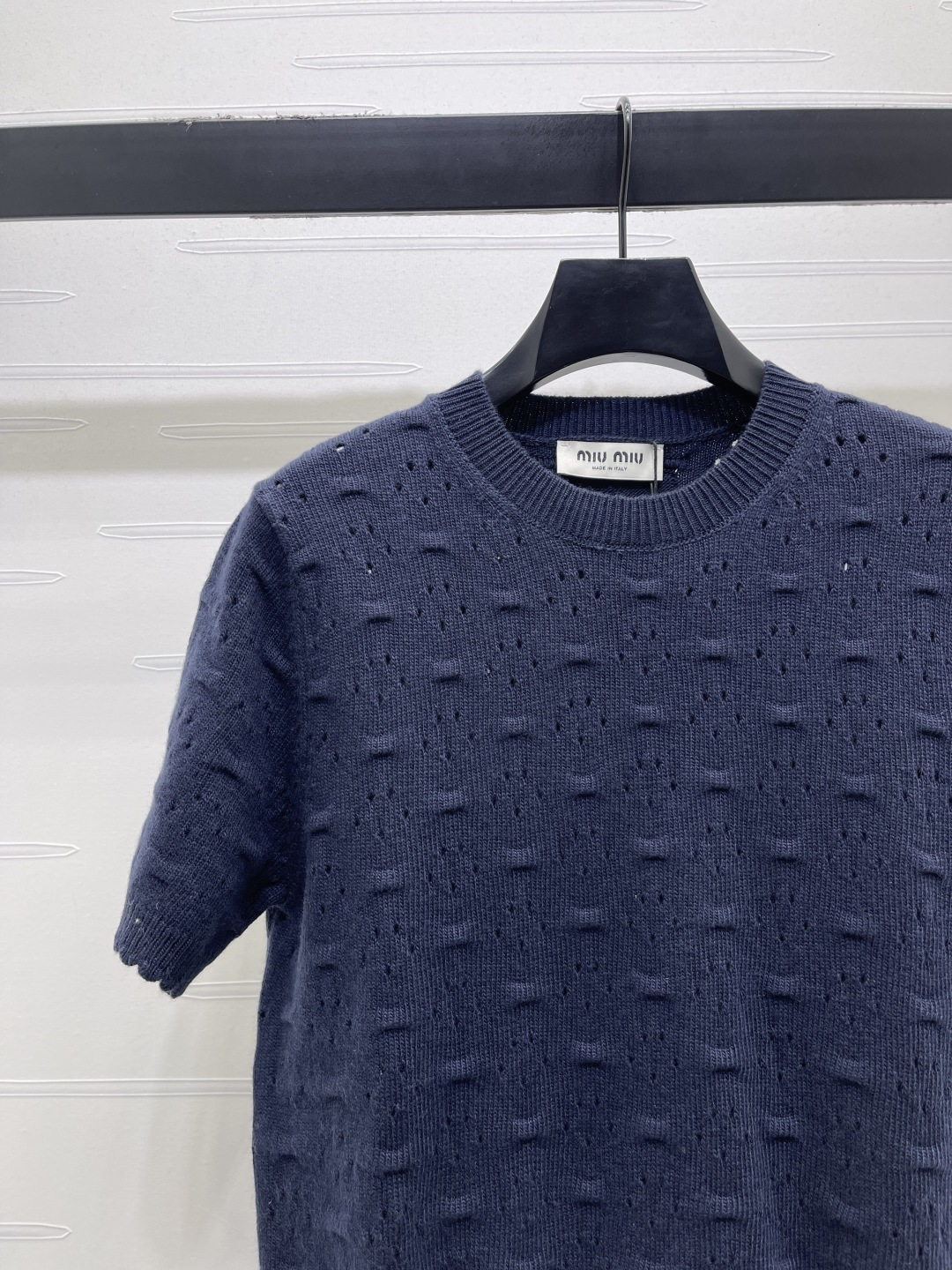 Women's short sleeves